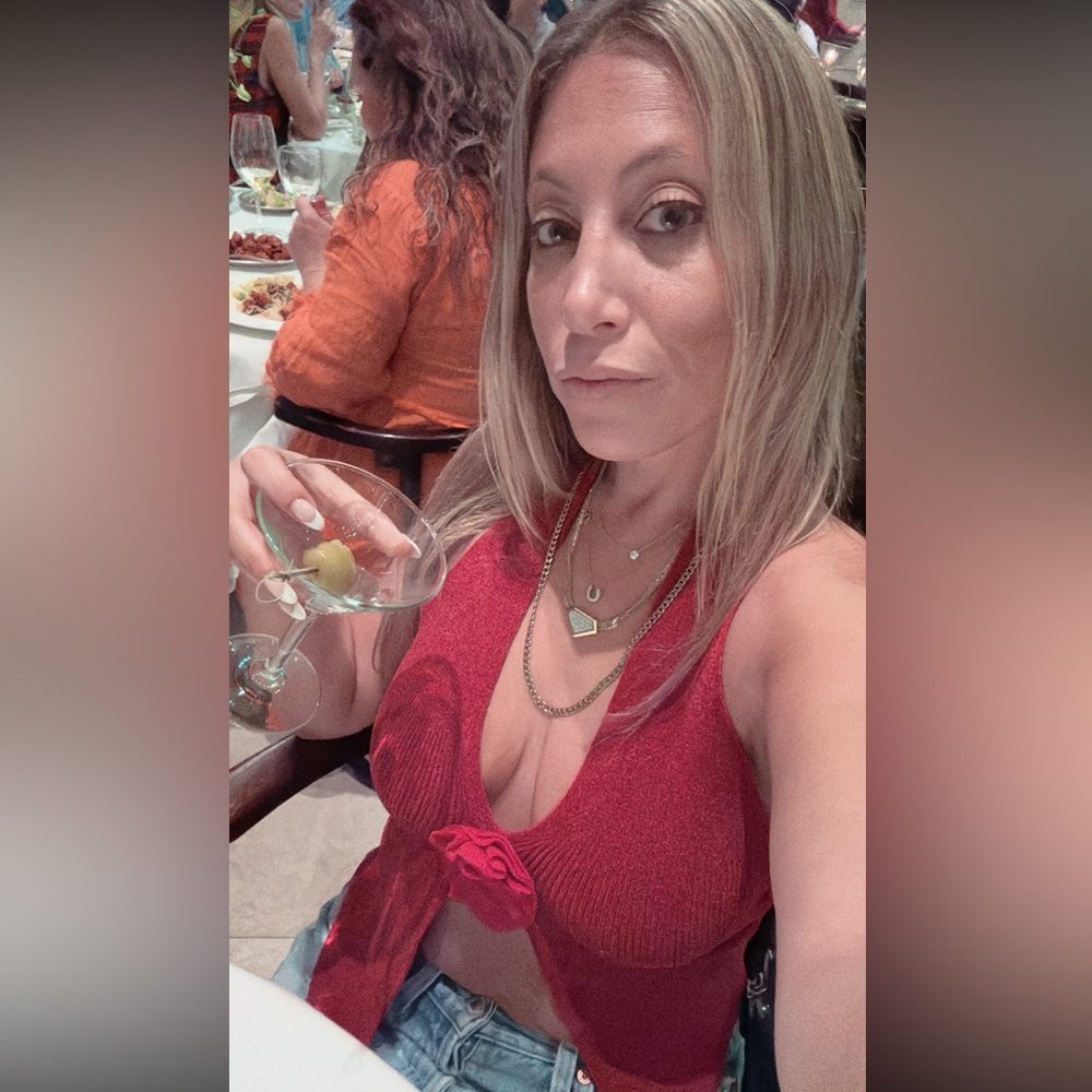 With Jean Red Halter Top - Picture 3 of 3
